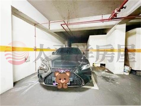 忠孝敦煌漂亮三房+車