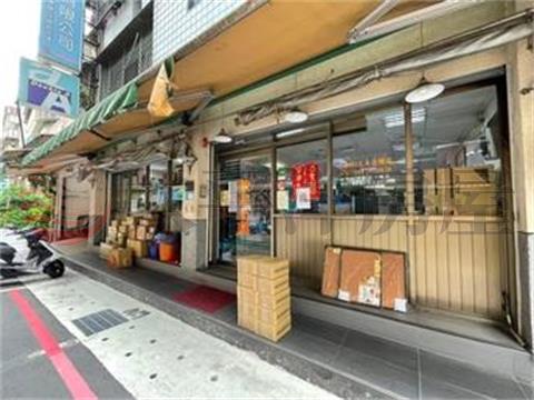 區公邊間寬面金店面