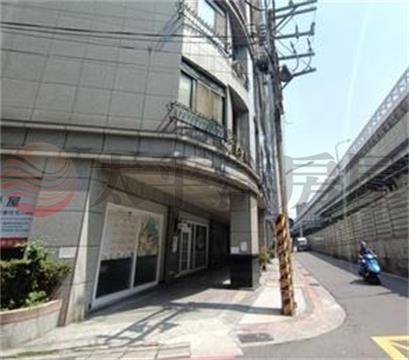 捷運三角金店面