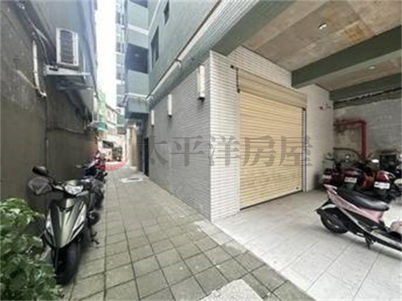 [專]環球全新美妝套房