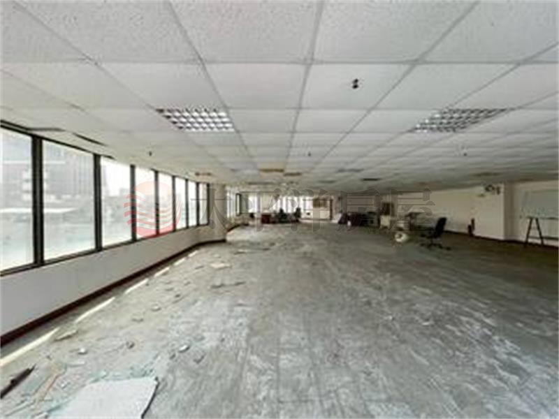 [專]高雄駁二特區首席商辦