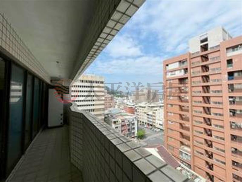 [專]高雄駁二特區首席商辦