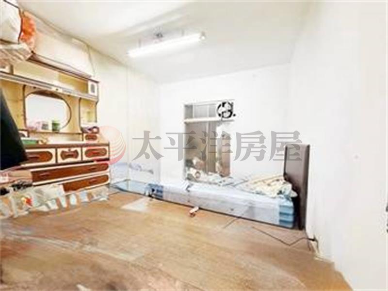 北車京站華陰街方便停車一樓