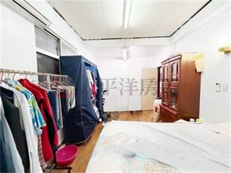 北車京站華陰街方便停車一樓