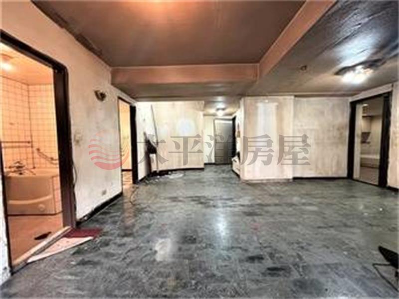 捷運西門幸福華廈四房