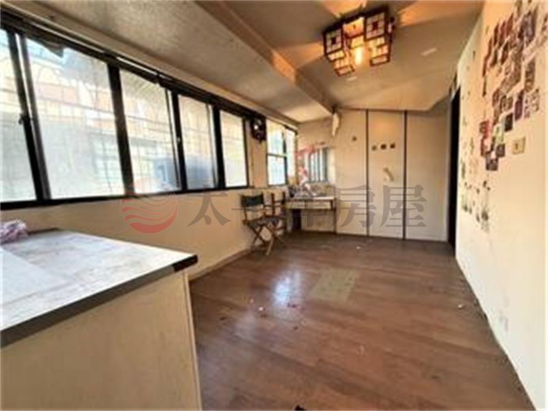 捷運西門幸福華廈四房