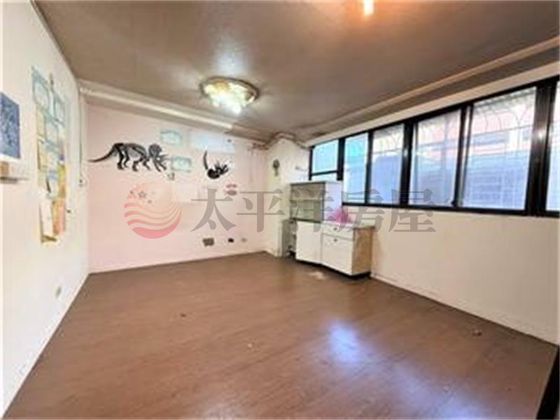 捷運西門幸福華廈四房