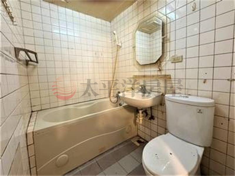 捷運西門幸福華廈四房