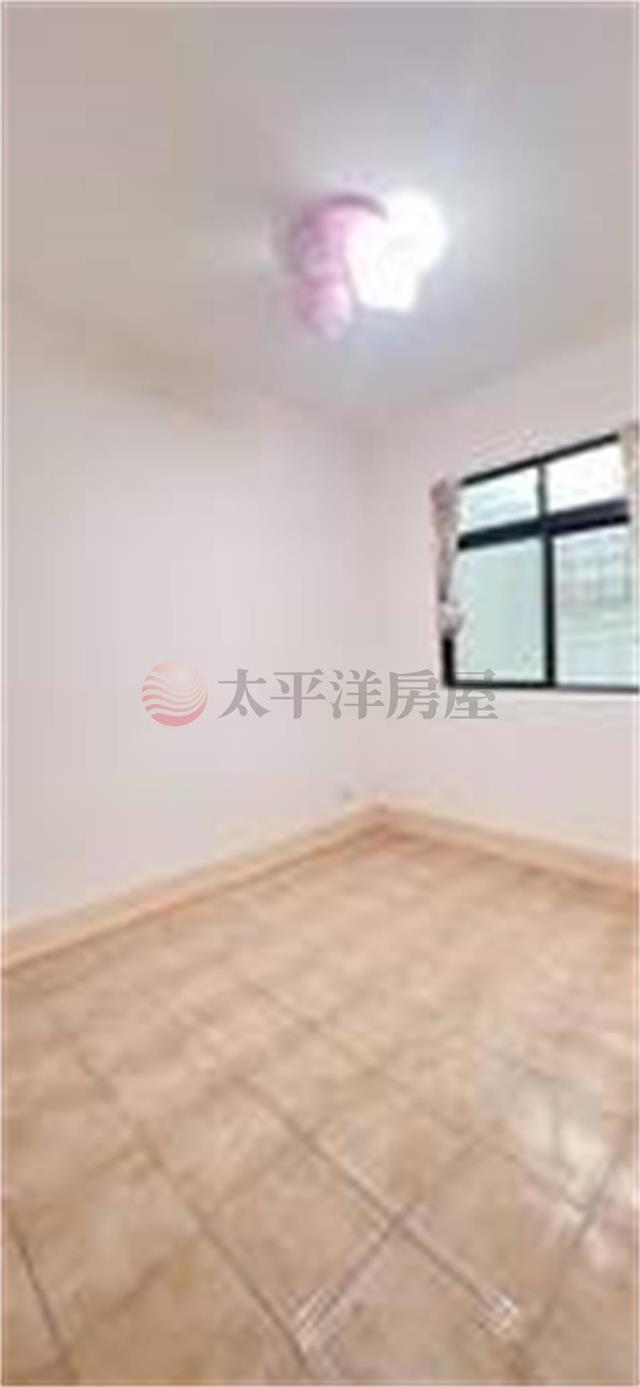 南勢角(前後院)大三房一樓