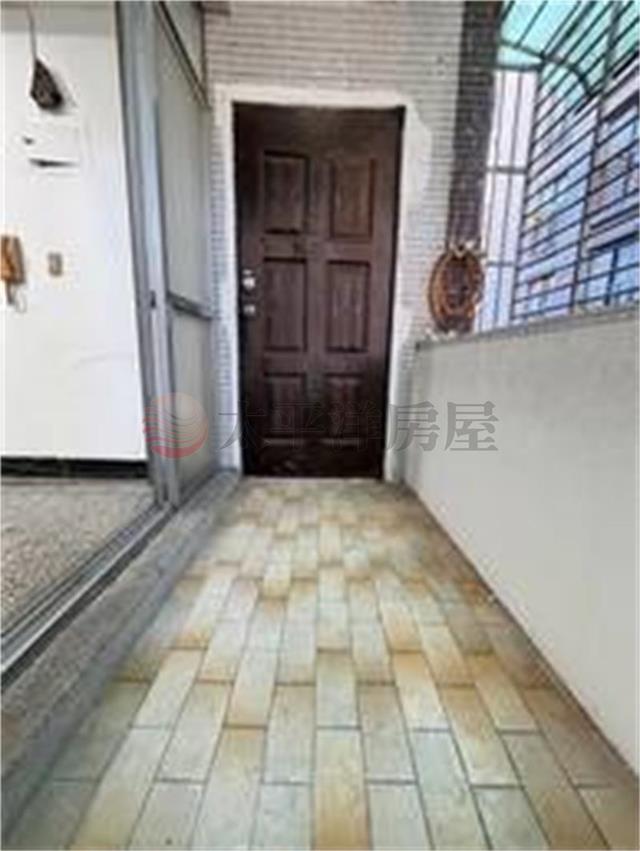 景安捷運成家三房