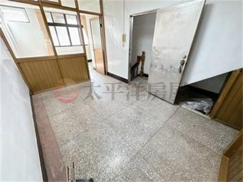 三重國小稀有四層透天