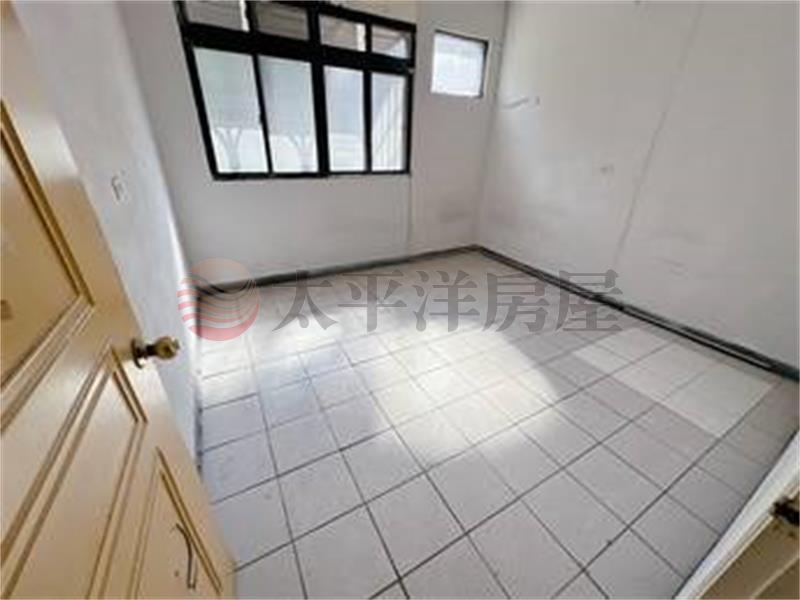 三重國小稀有四層透天