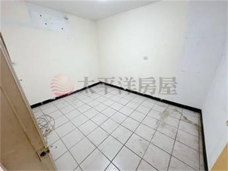 三重國小稀有四層透天