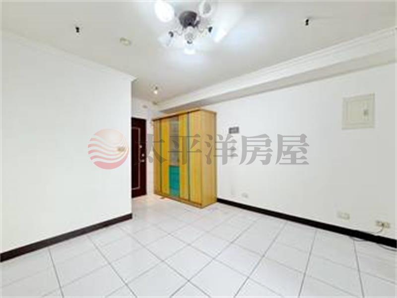 江子翠旁陽台套房