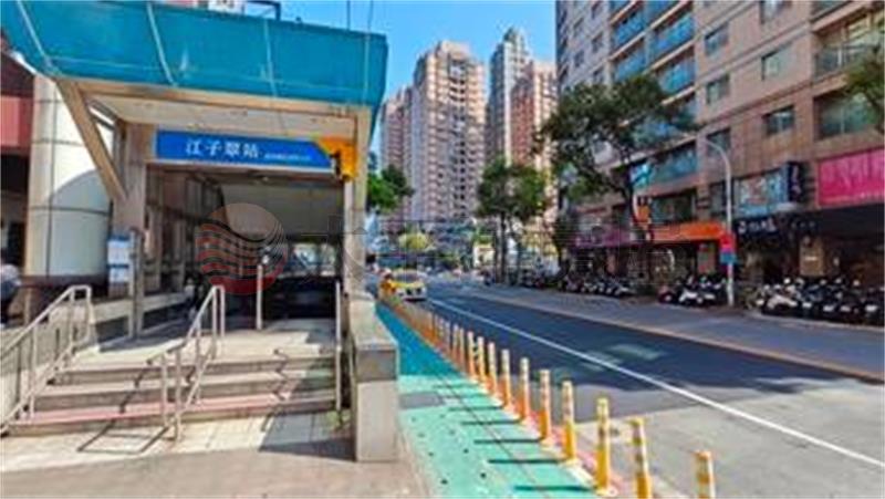 江子翠旁陽台套房