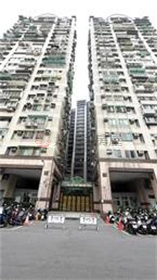 秀朗捷運百年好合三房