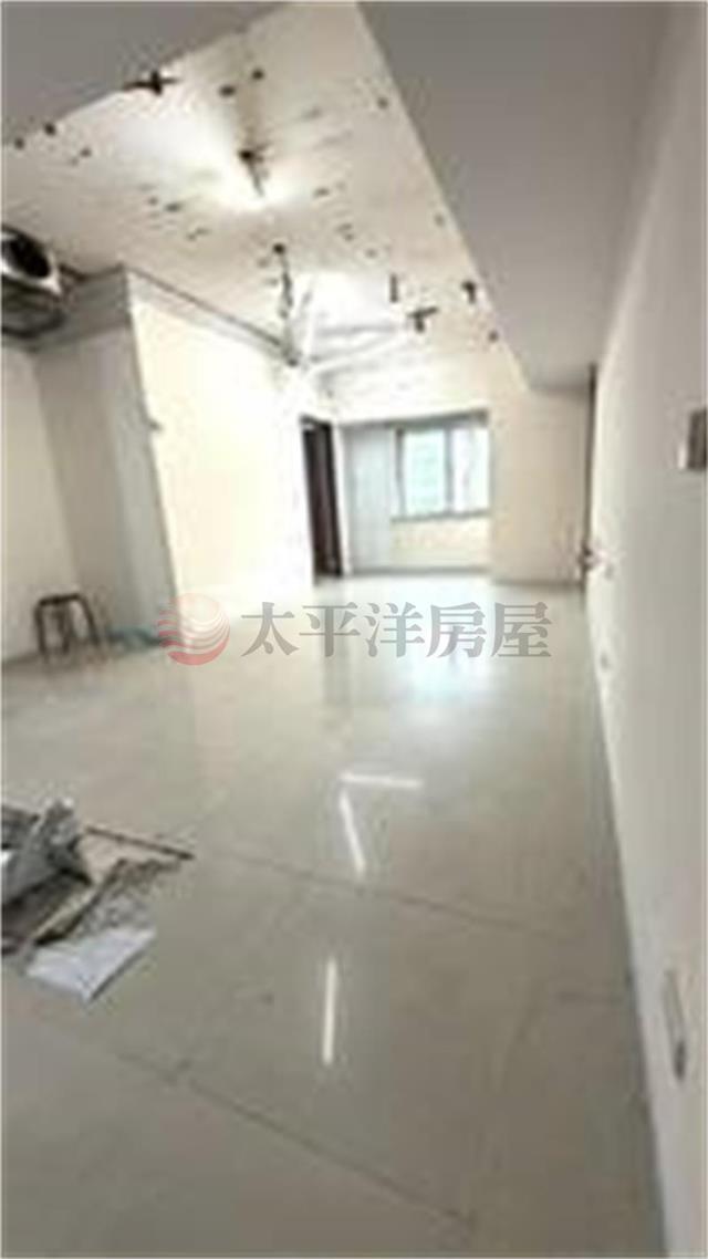 秀朗捷運百年好合三房