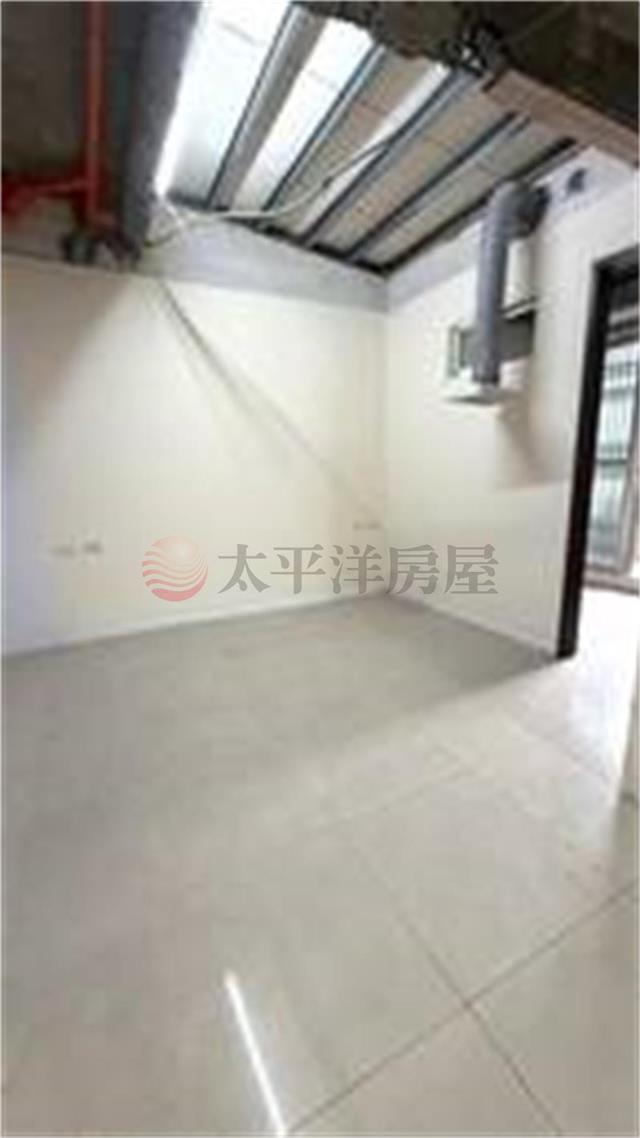 秀朗捷運百年好合三房