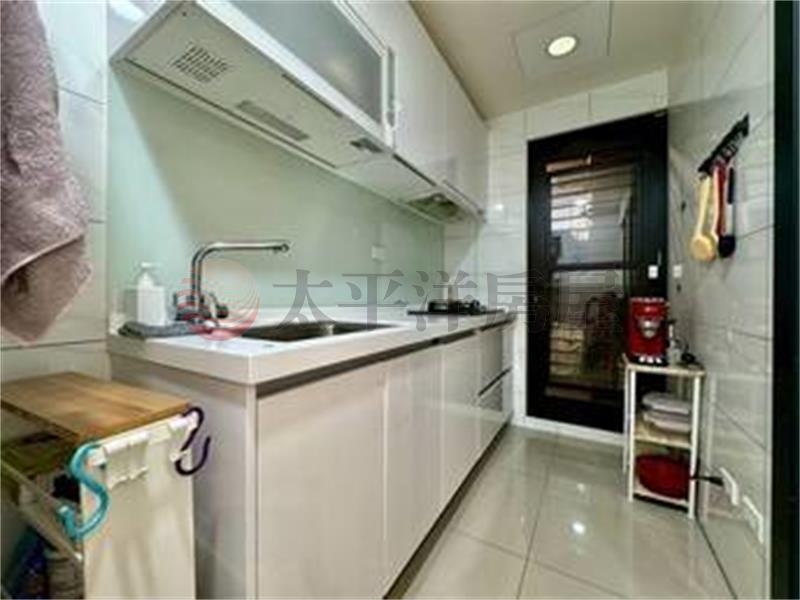 達永沐夏邊間兩房平車