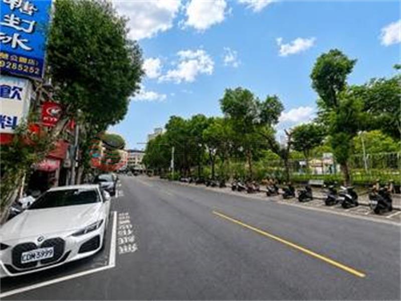 正四號公園1+2樓金店面
